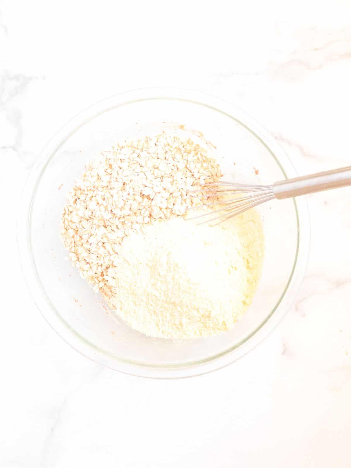 oatmeal and gluten-free flour in bowl